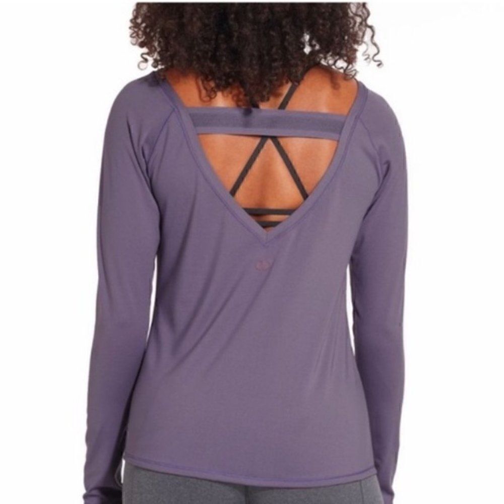 CALIA by Carrie Underwood Long Sleeve Lavender/Purple Shirt Size Medium